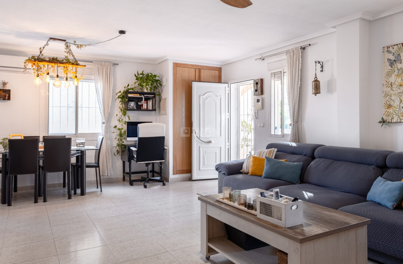 Odsprzedaż - Villa - Santa Pola - Costa Blanca