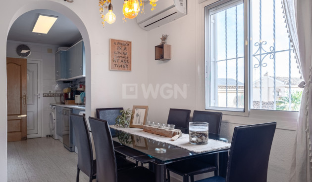 Odsprzedaż - Villa - Santa Pola - Costa Blanca