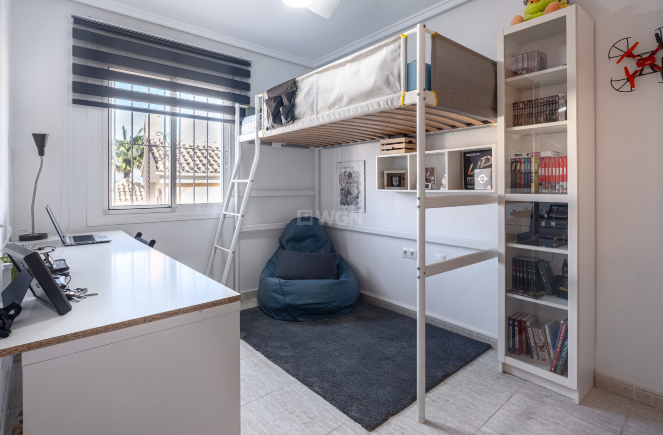 Odsprzedaż - Villa - Santa Pola - Costa Blanca