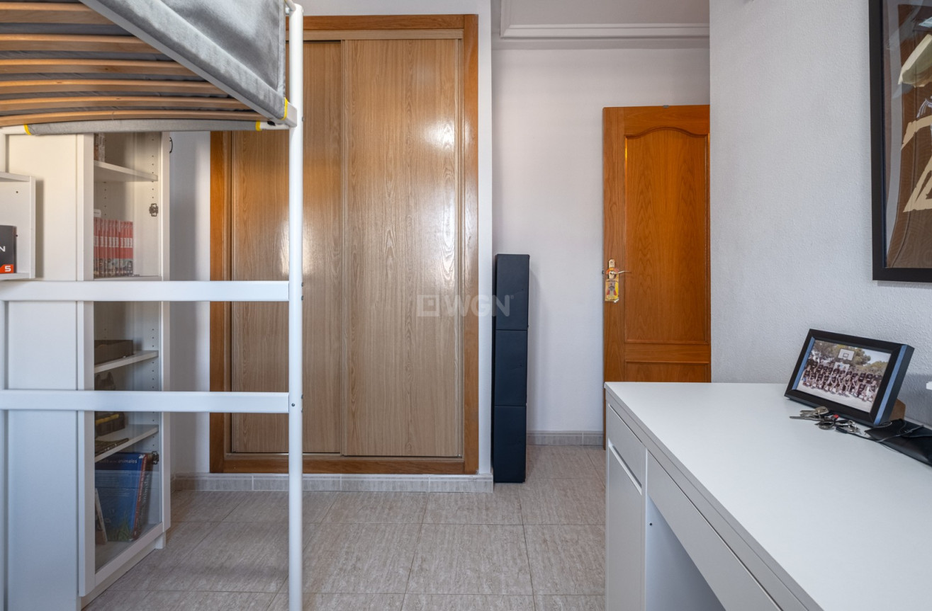 Odsprzedaż - Villa - Santa Pola - Costa Blanca