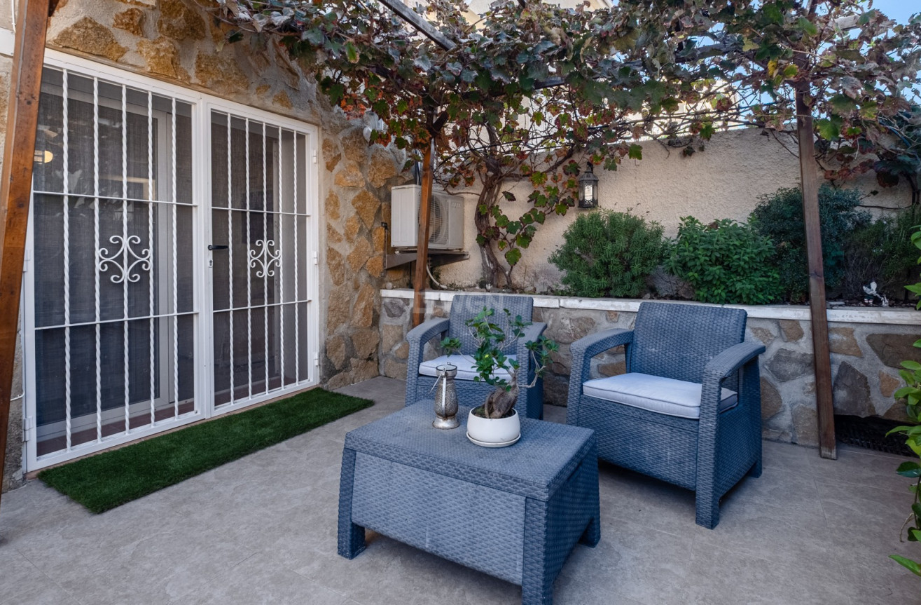 Odsprzedaż - Villa - Santa Pola - Costa Blanca