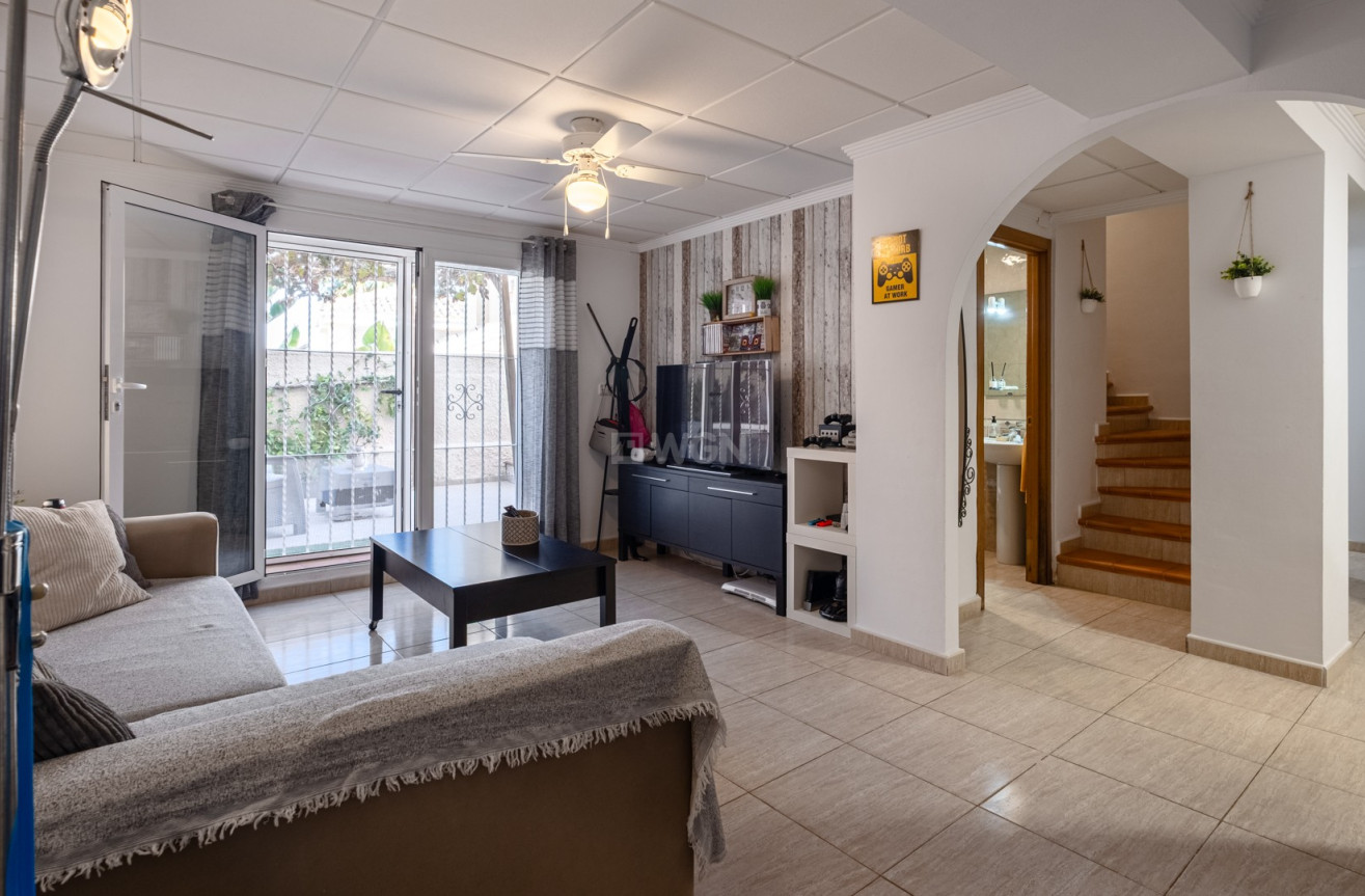 Odsprzedaż - Villa - Santa Pola - Costa Blanca