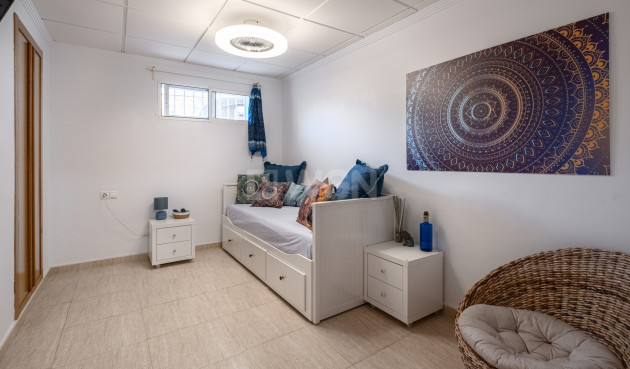 Odsprzedaż - Villa - Santa Pola - Costa Blanca