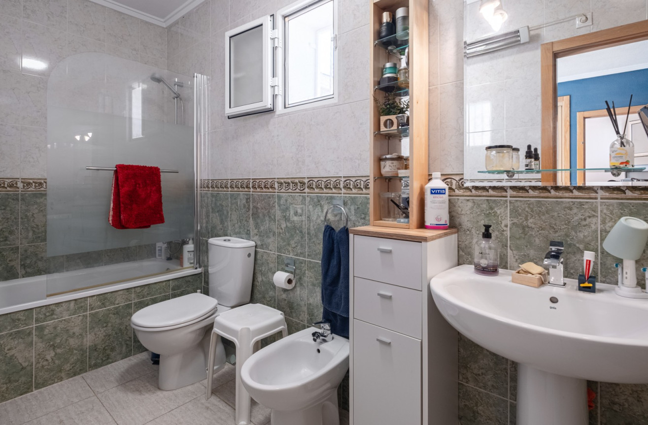 Odsprzedaż - Villa - Santa Pola - Costa Blanca