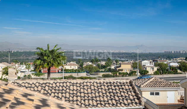 Odsprzedaż - Villa - Santa Pola - Costa Blanca