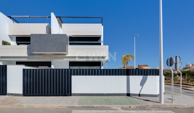 Odsprzedaż - Bungalow - Pilar de la Horadada - Costa Blanca