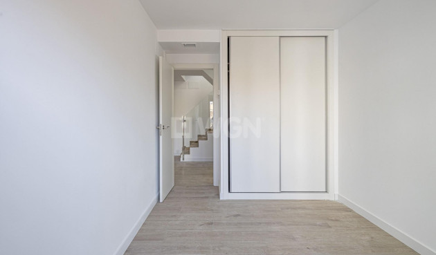 Nowy budynek - Daszek - Murcia - Centro