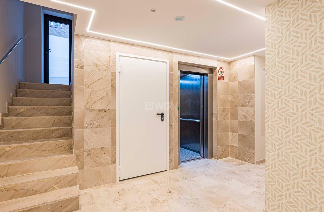 Nowy budynek - Daszek - Murcia - Centro