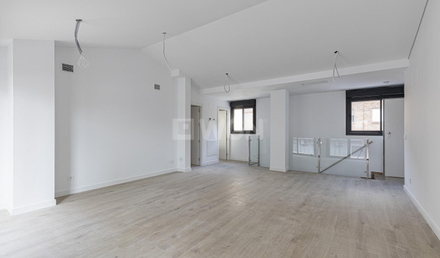 Nowy budynek - Daszek - Murcia - Centro