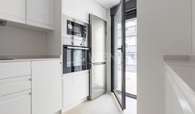 Nowy budynek - Daszek - Murcia - Centro