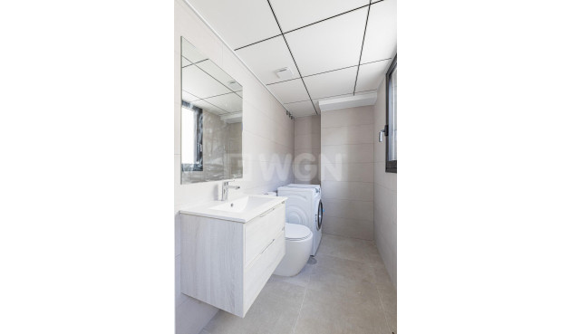 Nowy budynek - Daszek - Murcia - Centro