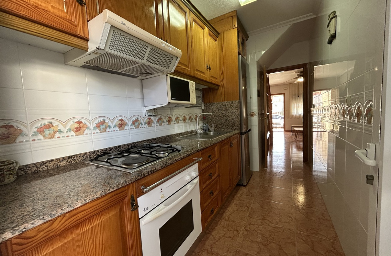 Odsprzedaż - Kamienica - Torre de la Horadada - Costa Blanca