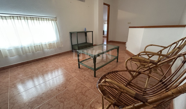 Odsprzedaż - Kamienica - Torre de la Horadada - Costa Blanca