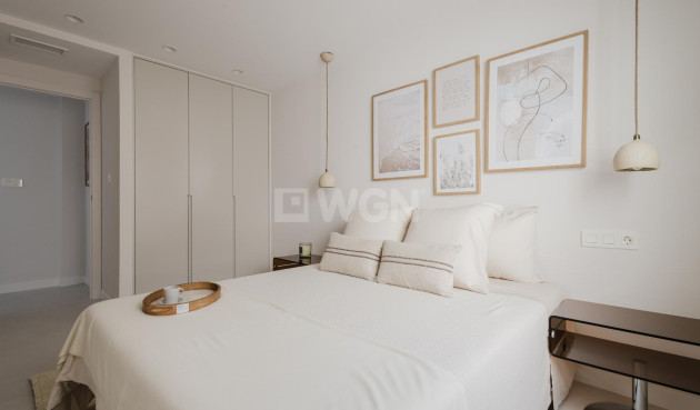 Odsprzedaż - Mieszkanie w bloku - Torrevieja - Costa Blanca