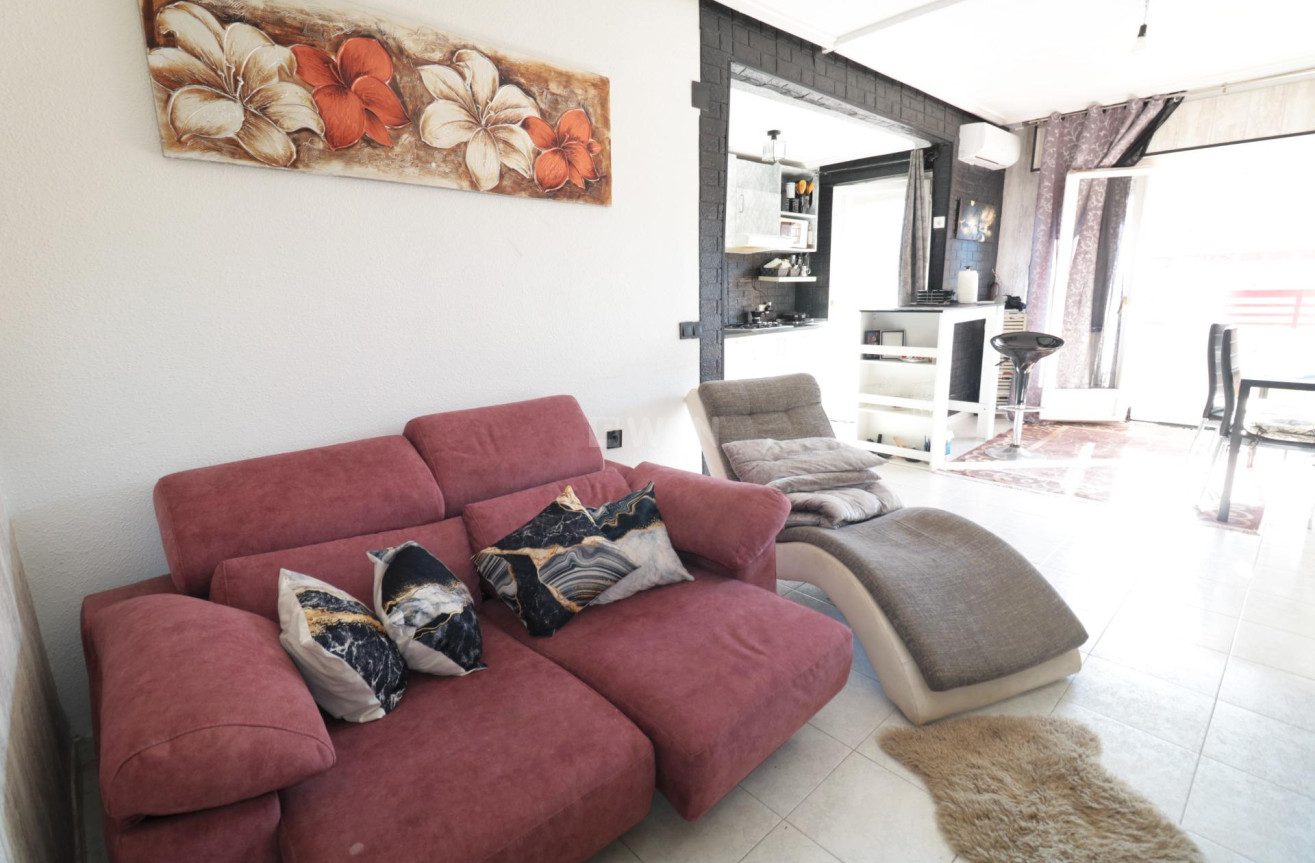 Resale - Apartment / flat - Torrevieja - El Molino