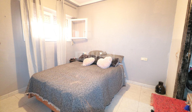 Resale - Apartment / flat - Torrevieja - El Molino