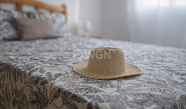 Resale - Apartment / flat - Torrevieja - Centro - Muelle Pesquero