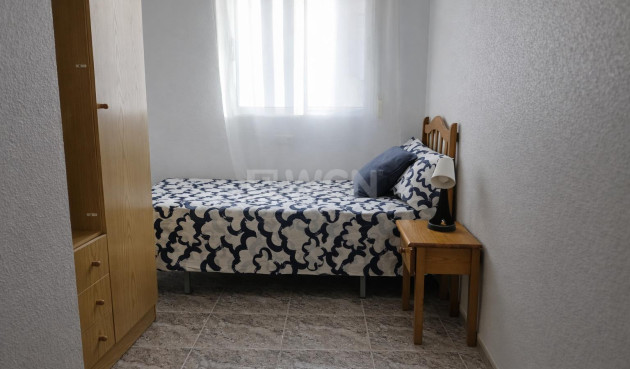 Resale - Apartment / flat - Torrevieja - Centro - Muelle Pesquero