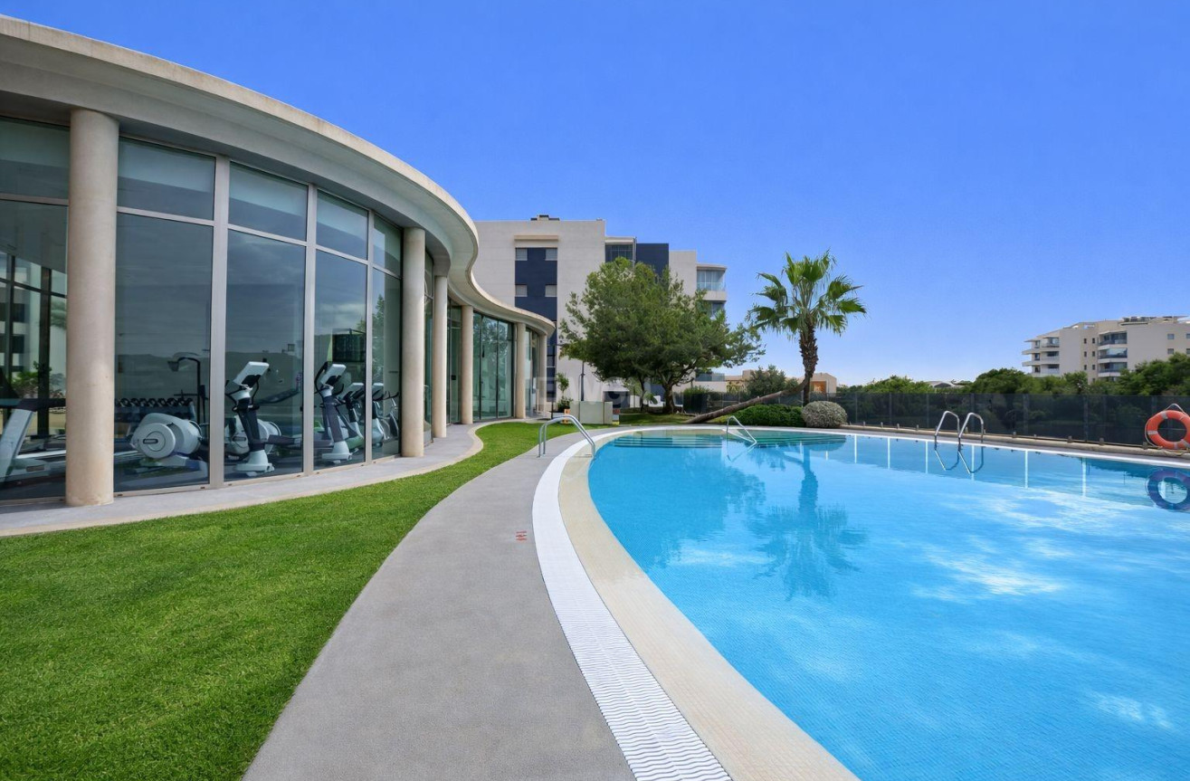 Odsprzedaż - Mieszkanie w bloku - Orihuela Costa - Villamartín