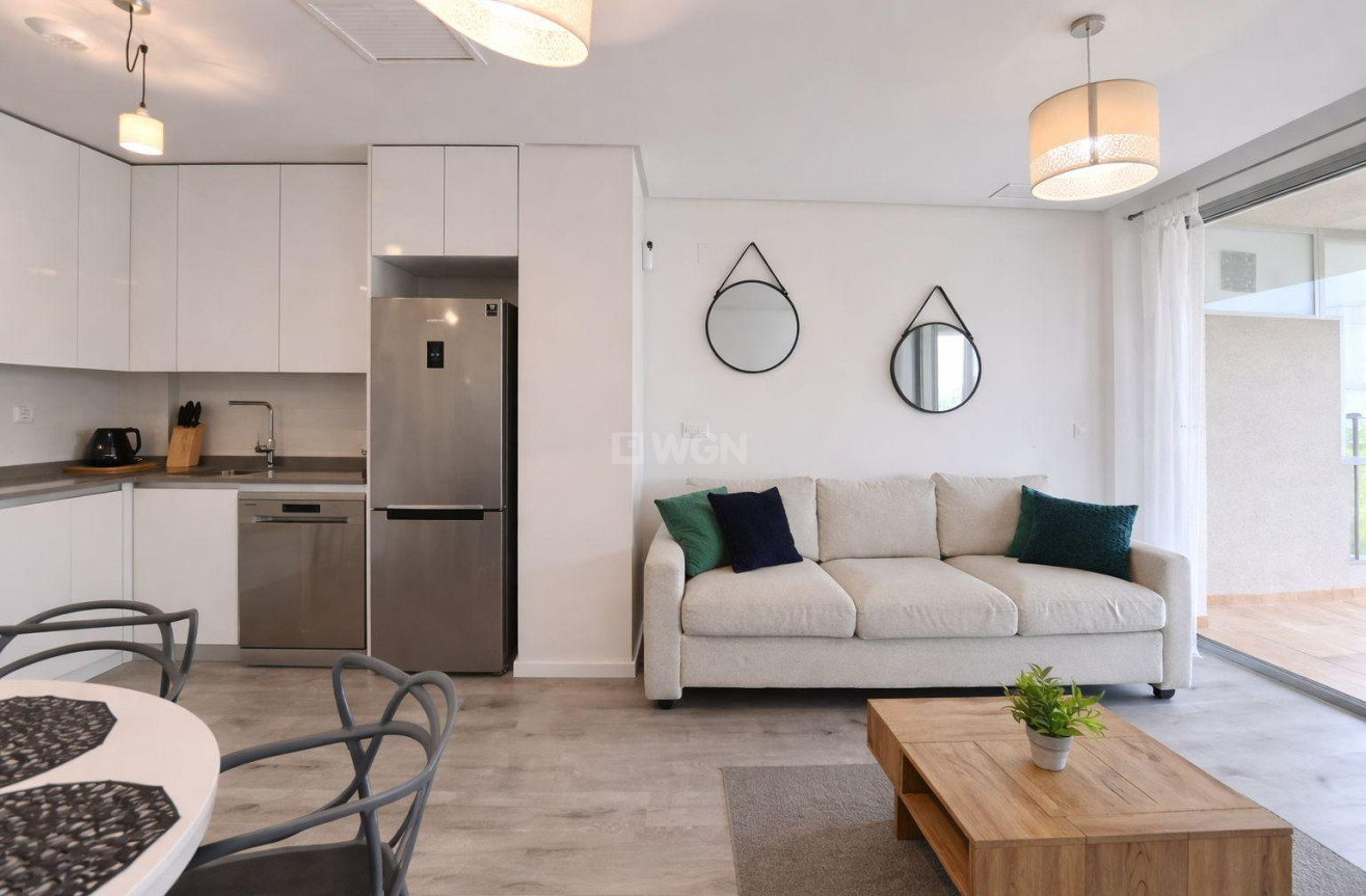 Odsprzedaż - Mieszkanie w bloku - Orihuela Costa - Villamartín