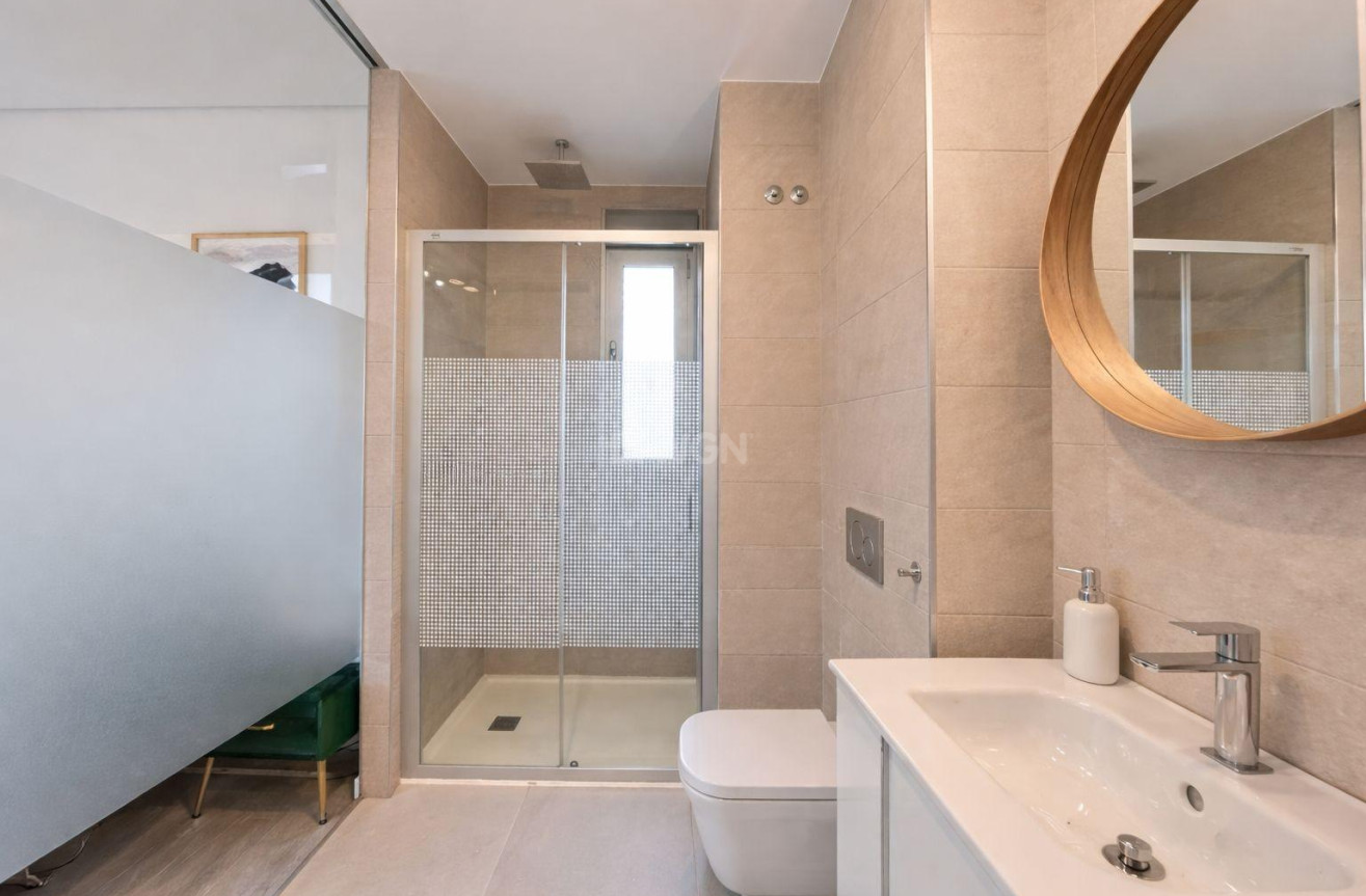 Odsprzedaż - Mieszkanie w bloku - Orihuela Costa - Villamartín