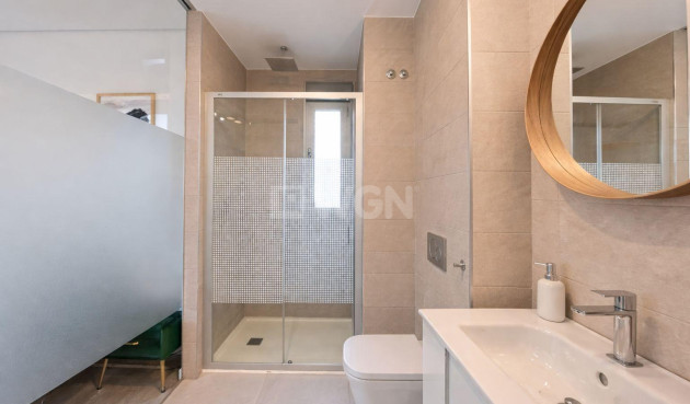 Odsprzedaż - Mieszkanie w bloku - Orihuela Costa - Villamartín