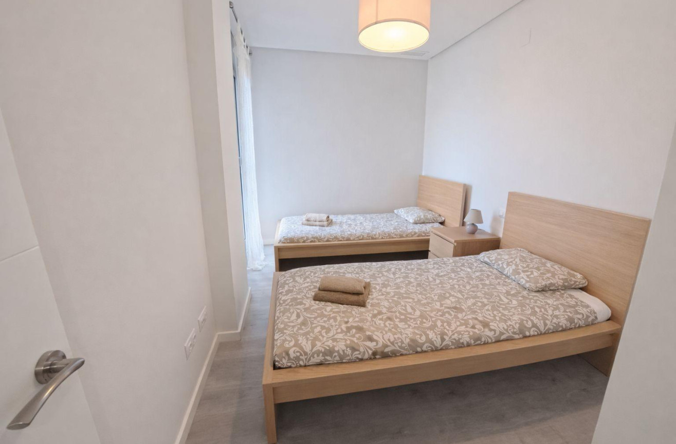 Odsprzedaż - Mieszkanie w bloku - Orihuela Costa - Villamartín