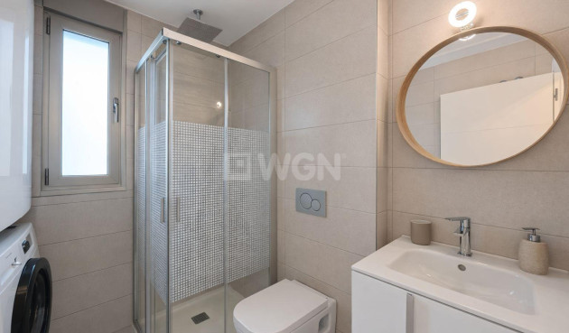 Odsprzedaż - Mieszkanie w bloku - Orihuela Costa - Villamartín