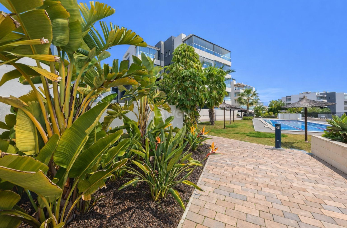 Odsprzedaż - Mieszkanie w bloku - Orihuela Costa - Villamartín