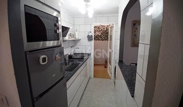 Odsprzedaż - Mieszkanie w bloku - Puerto de Mazarron - Paseo