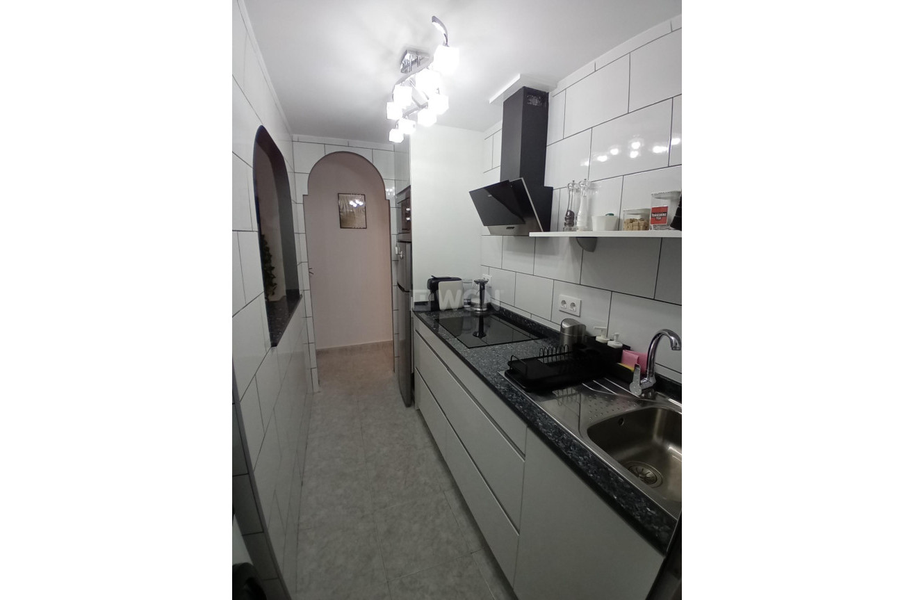 Odsprzedaż - Mieszkanie w bloku - Puerto de Mazarron - Paseo