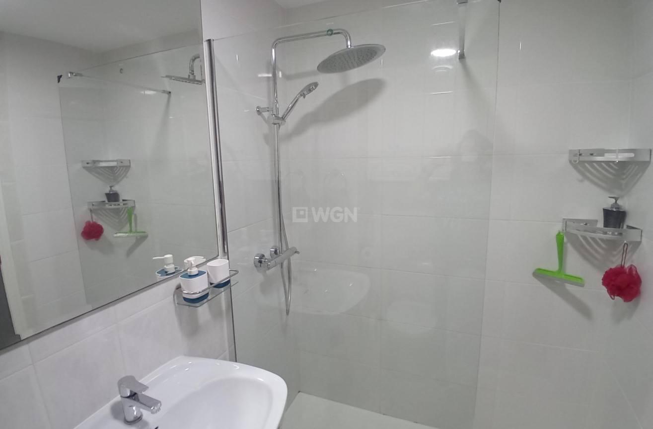 Odsprzedaż - Mieszkanie w bloku - Puerto de Mazarron - Paseo