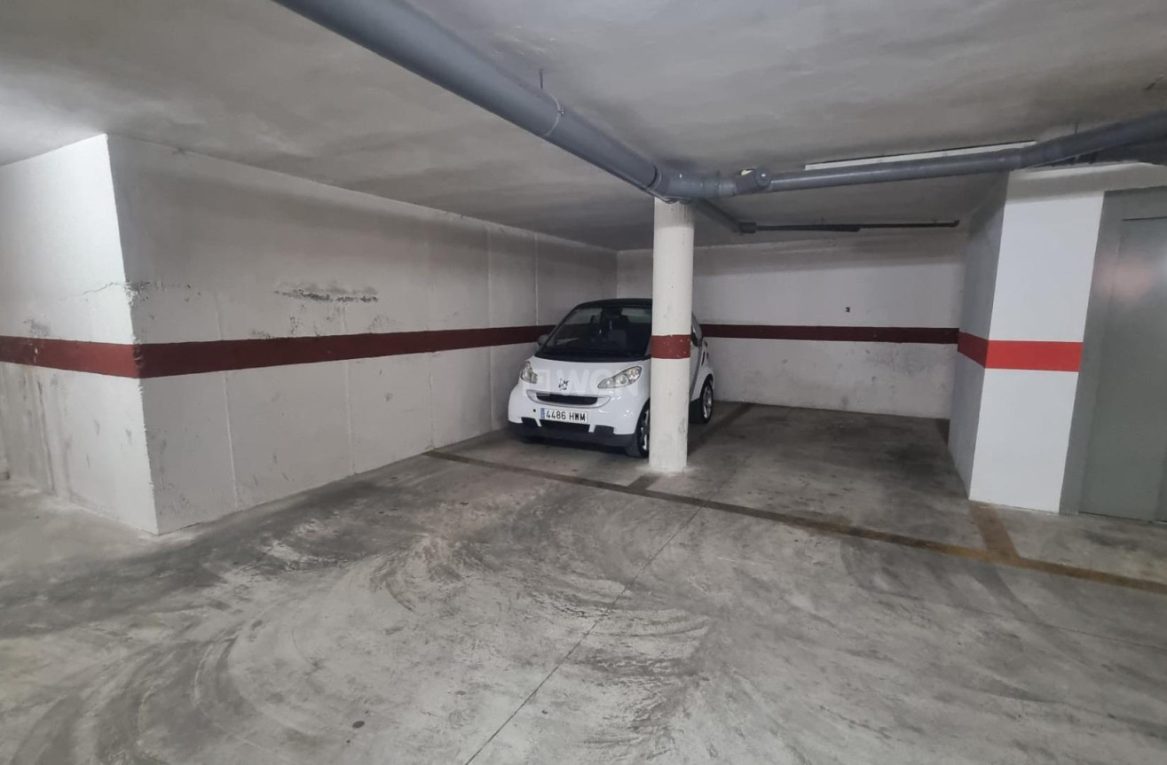 Odsprzedaż - Mieszkanie w bloku - Puerto de Mazarron - Paseo