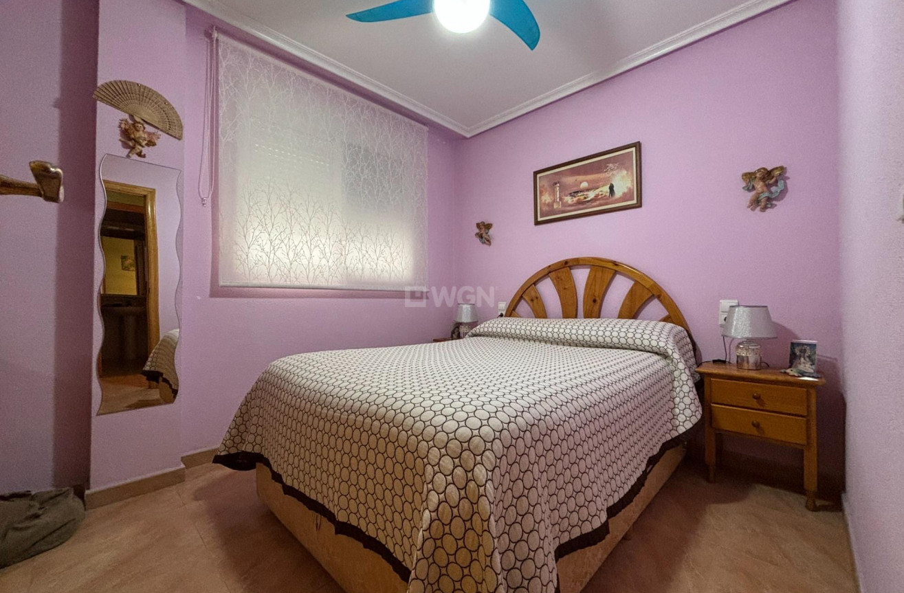 Resale - Apartment / flat - Torrevieja - Playa de los Locos