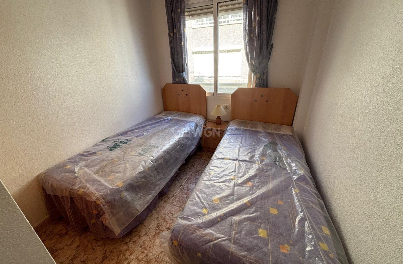 Wiederverkauf - Wohnung - Torrevieja - Playa del Cura