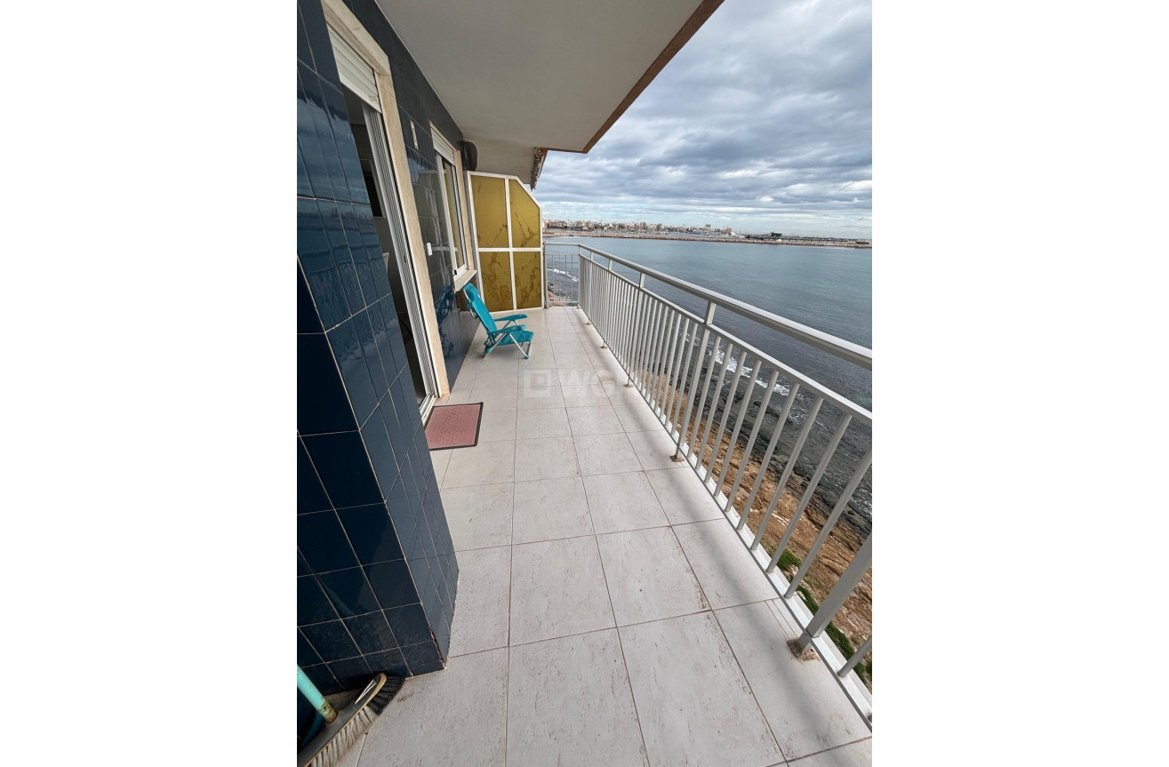 Reventa - Apartamento / piso - Torrevieja - Playa De Los Naufragos