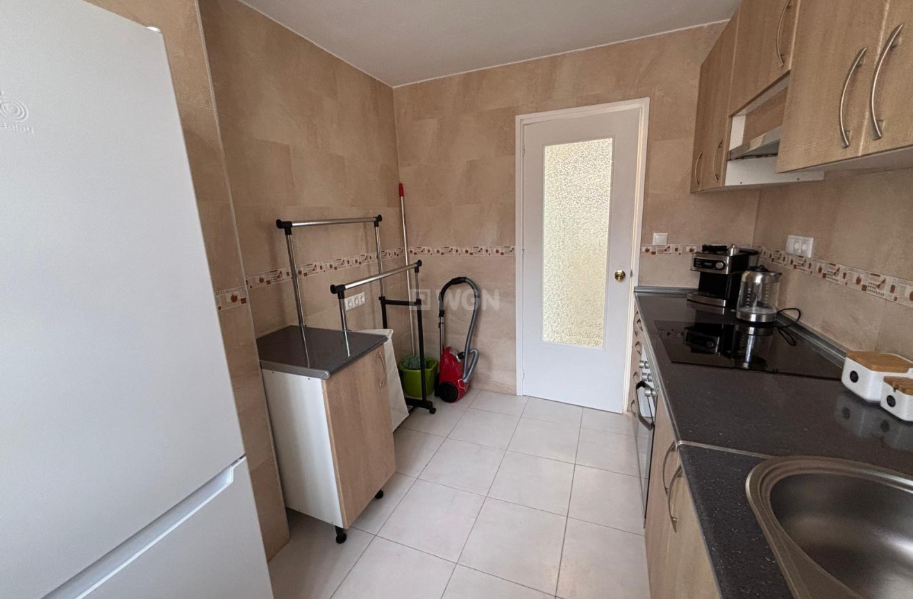 Reventa - Apartamento / piso - Torrevieja - Playa De Los Naufragos