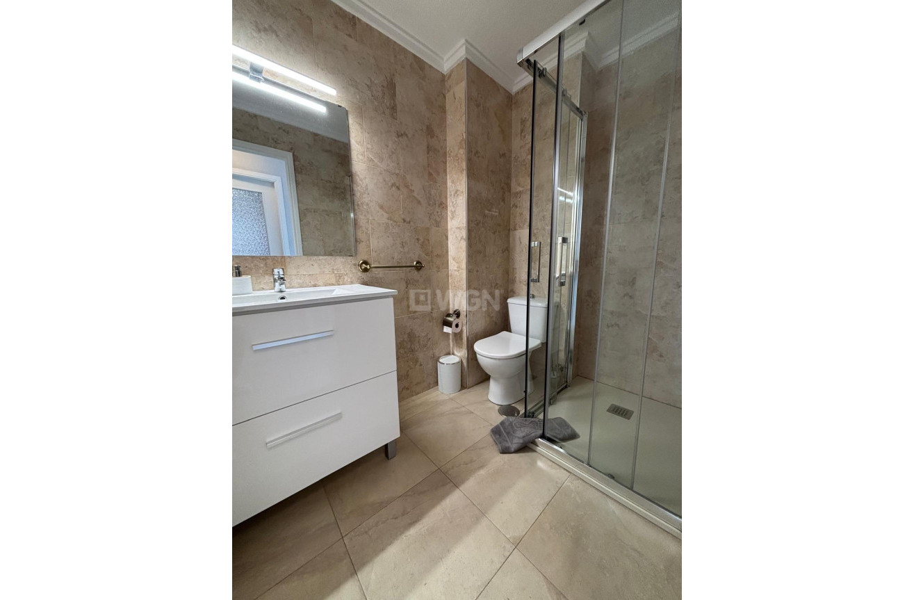 Reventa - Apartamento / piso - Torrevieja - Playa De Los Naufragos