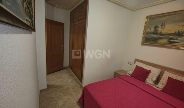 Odsprzedaż - Mieszkanie w bloku - Torrevieja - La Mata