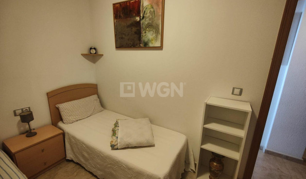 Odsprzedaż - Mieszkanie w bloku - Torrevieja - La Mata