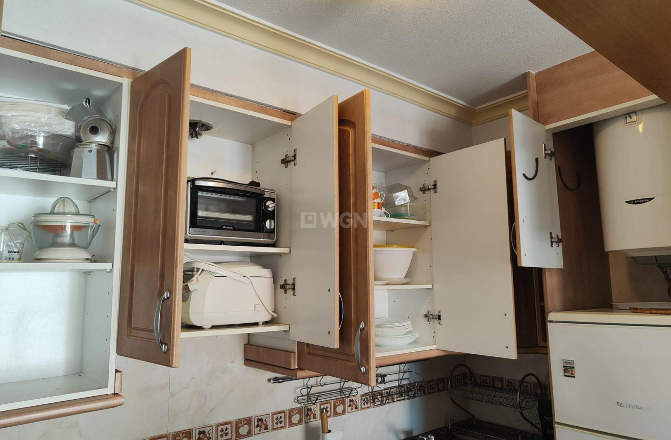 Odsprzedaż - Mieszkanie w bloku - Torrevieja - La Mata