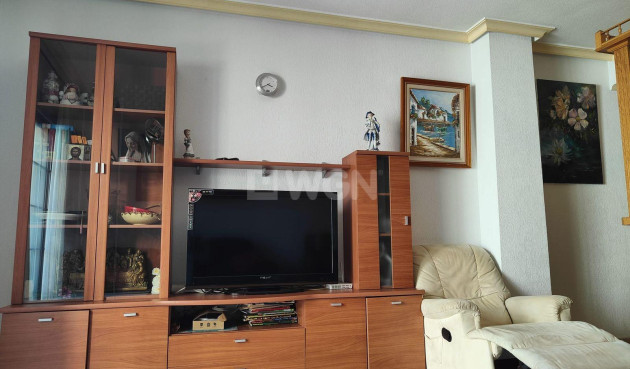 Odsprzedaż - Mieszkanie w bloku - Torrevieja - La Mata