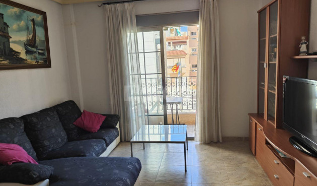 Odsprzedaż - Mieszkanie w bloku - Torrevieja - La Mata