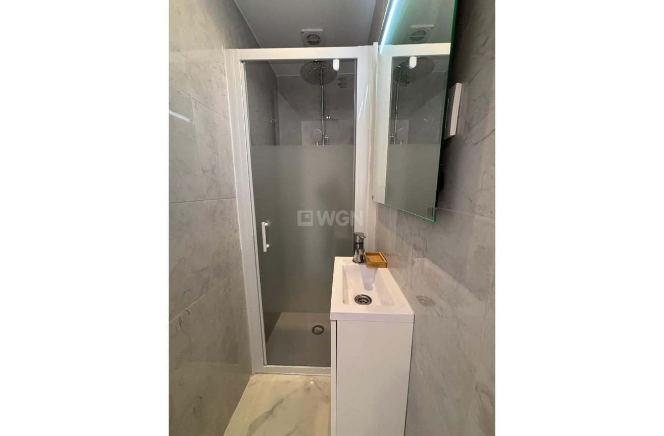 Odsprzedaż - Daszek - Torrevieja - Acequion