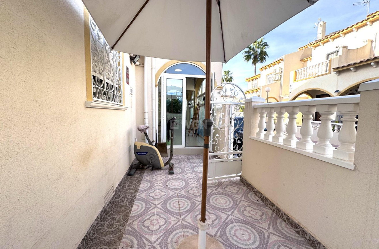 Odsprzedaż - Kamienica - Orihuela Costa - Playa Flamenca