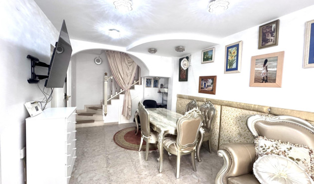 Odsprzedaż - Kamienica - Orihuela Costa - Playa Flamenca