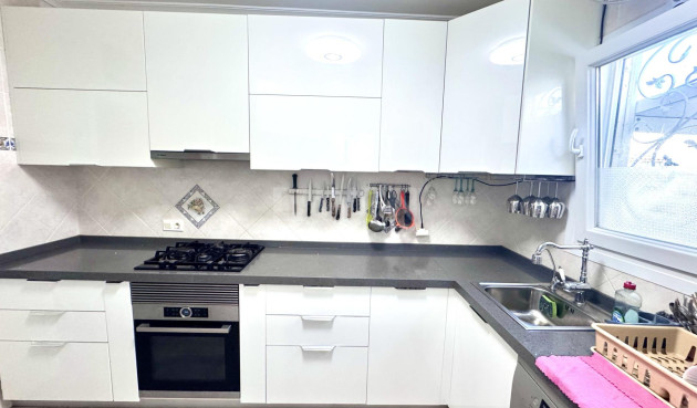 Odsprzedaż - Kamienica - Orihuela Costa - Playa Flamenca