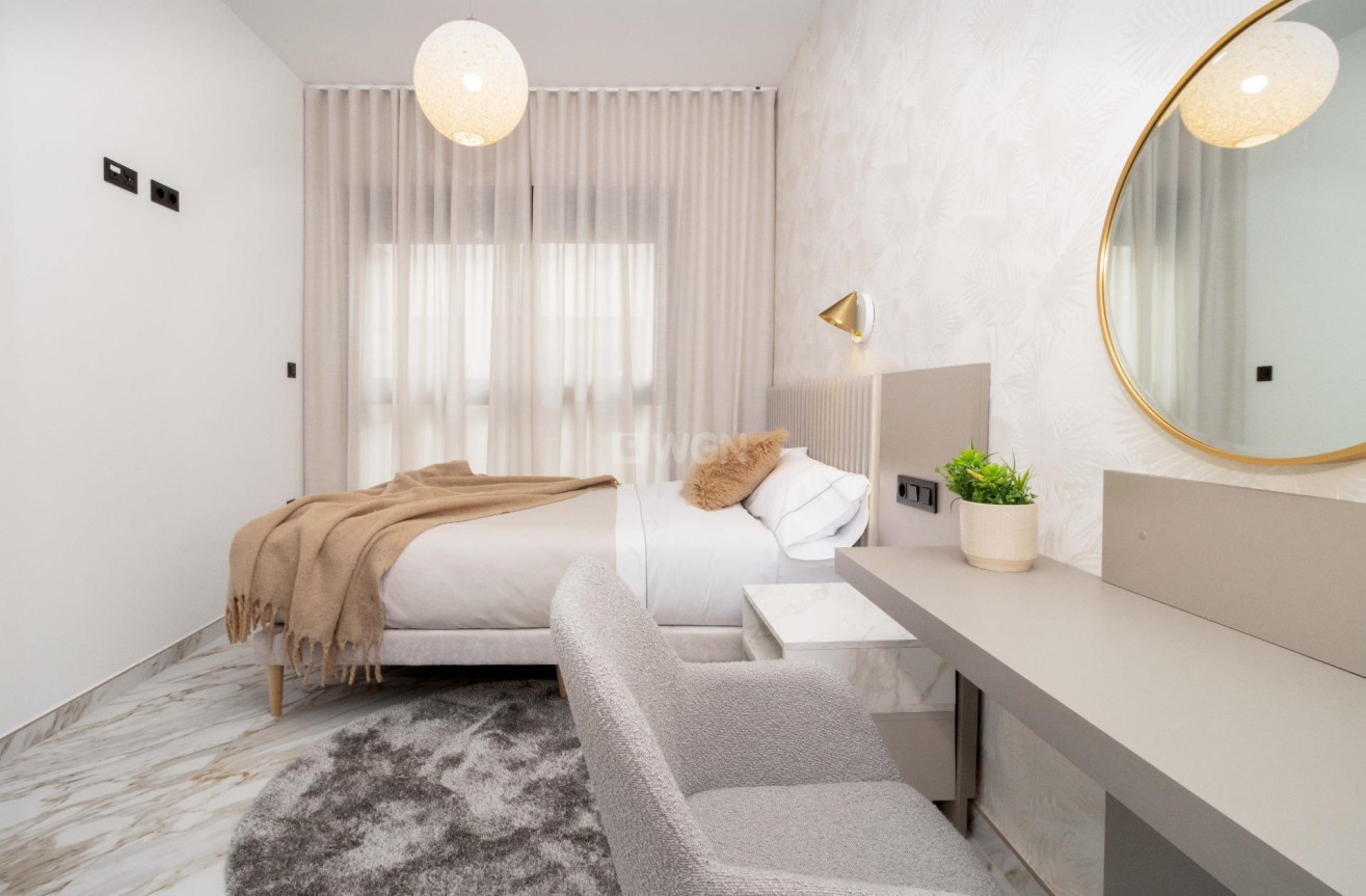 Odsprzedaż - Daszek - Guardamar del Segura - Pueblo