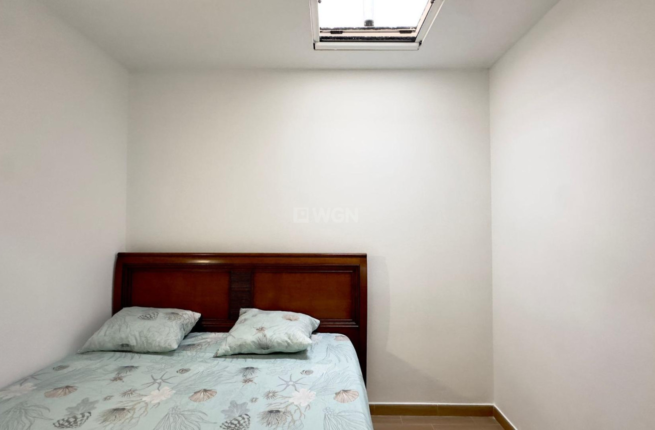 Odsprzedaż - Bungalow - Torrevieja - El Limonar