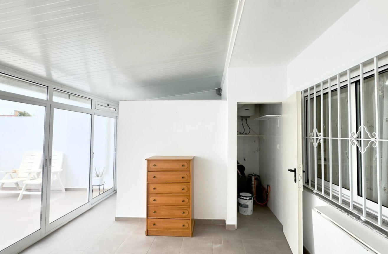 Odsprzedaż - Bungalow - Torrevieja - El Limonar